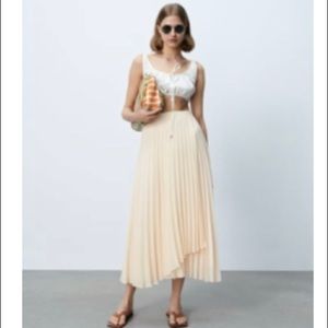 Zara pleated skirt